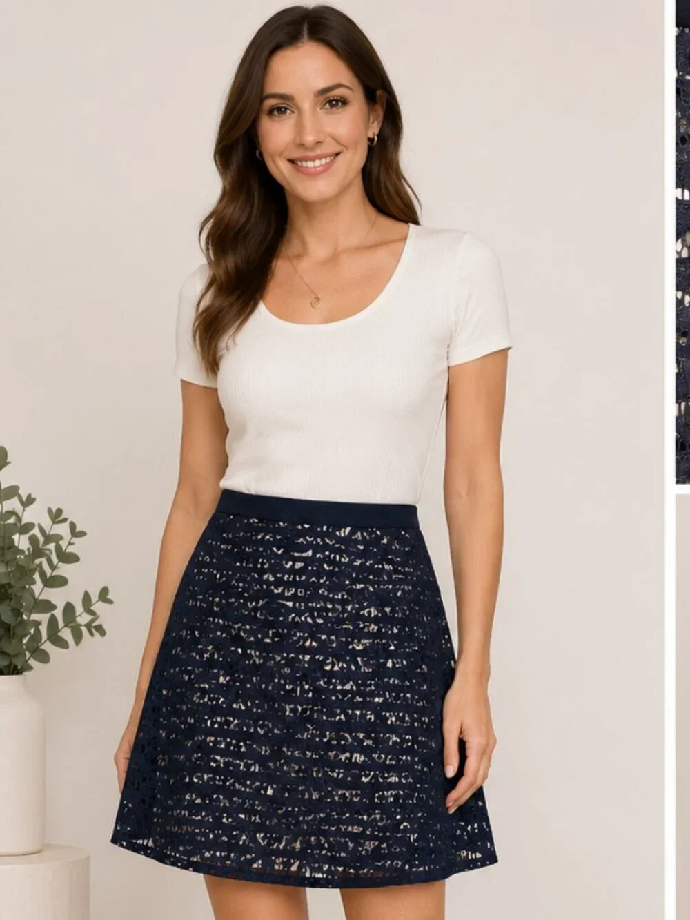 The Limited Navy Lace A-Line Skirt Size 8 Exposed Gold Zip Lined Mini Skirt